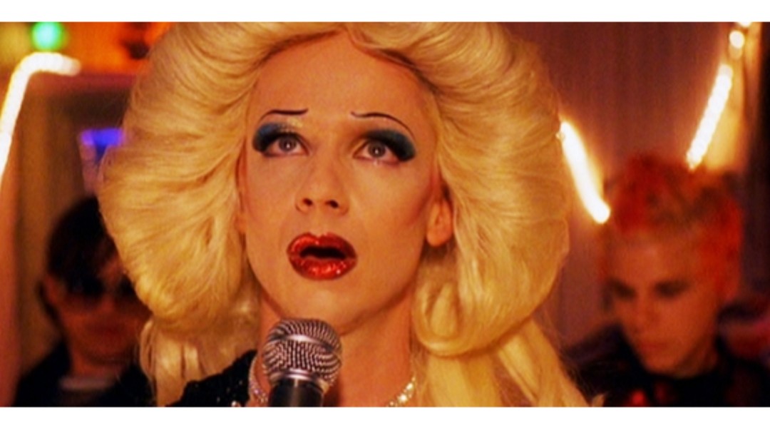 Quiz: Think You Can Recognize These Famous Actors In Drag? - Trivia Boss